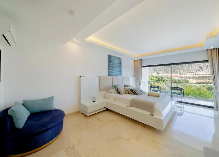 Arden Ege Kalkan * Kaş