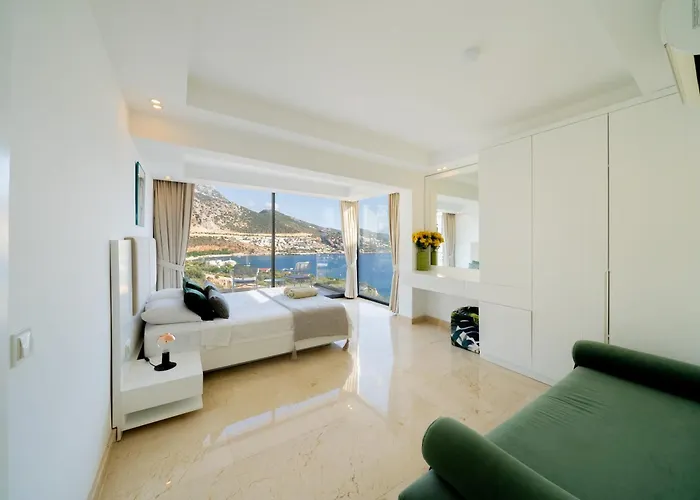 Arden Ege Kalkan * Kaş