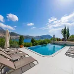 Arden Ege Kalkan ヴィラ *